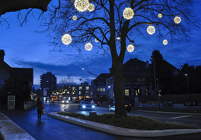 Dezemberstimmung: Diesen Sonntag, am 1. Advent, wird die Reinacher Weihnachtsbeleuchtung eingeschaltet.  Foto: ZVG