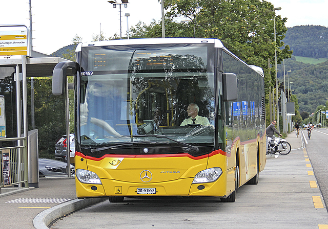 Soll auch Aesch Nord bedienen: Der 68er-Bus im Löhrenacker.  Foto: Tobias Gfeller