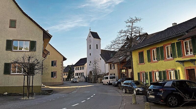 Fussgänger sollen mehr Platz erhalten: Parallel zur Zonenplanrevision wird auch an einem neuen Verkehrskonzept gearbeitet. Foto: Marianne Keba