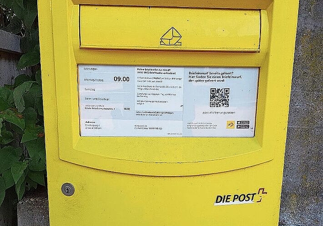 Neue Realität: So oder ähnlich sieht es bei den allermeisten gelben Briefkästen in der Region aus. Foto: Benedikt Kaiser.