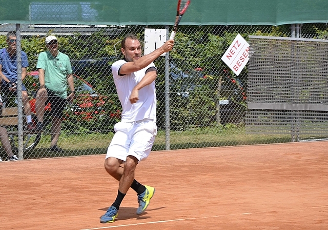 Behielt erneut die Oberhand: Oliver Bühler aus Aesch, Sieger des Birseck-Cups im Tableau R1/R3.  Foto: Milos Mihajlovic