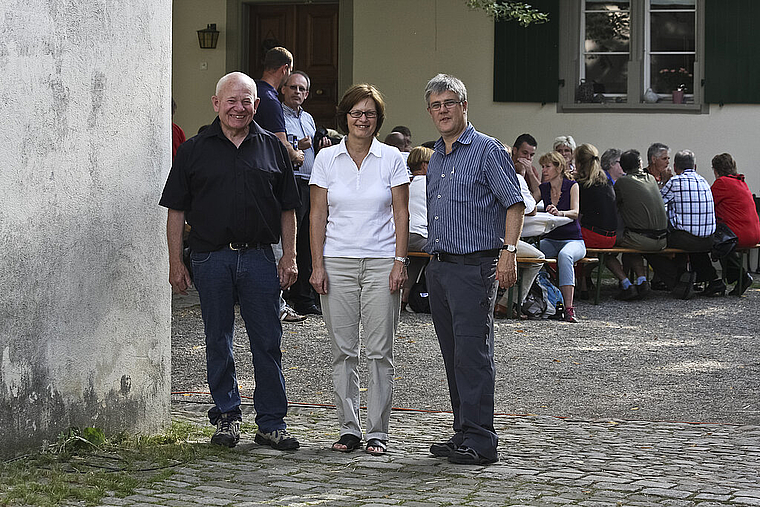 Vermehrt Privatleben: Walter Banga (l.), Susanne Haas und Stephan Naef nahmen Abschied von den Mitarbeitenden der Gemeinde.  Foto: Edmondo Savoldelli