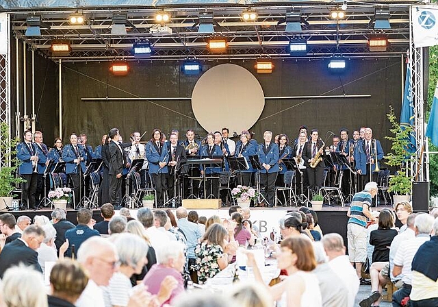 Rund 400 Besucherinnen und Besucher: Das Galakonzert des Musikvereins Arlesheim war der Höhepunkt der musikalischen Reise. Foto: Caspar Reimer