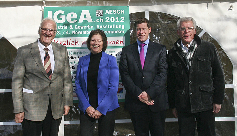 Vorfreude auf die IGeA 2012: Roland Hohl (OK-Präsident), Jacques Krapf (Bauchef.), Michael Dreier () und Claudia Schreiber (Werbung). Das Quartett und weitere Helfer im Hintergrund haben viel Zeit und Herzblut in die Organisation der Gewerbeschau in