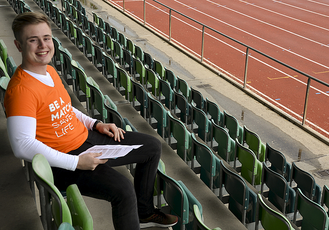 «Be a match – save a life»: Unter diesem Motto wirbt Cédric Stoll für das Spenden von Blutstammzellen.  Foto: Jay Altenbach