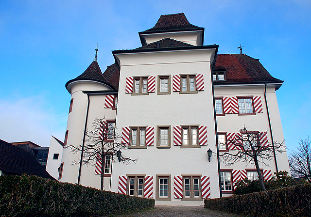 Neue Aufgabenverteilung: Am Aescher Regierungssitz soll mit neuen Strukturen gearbeitet werden. Foto: Tobias Gfeller