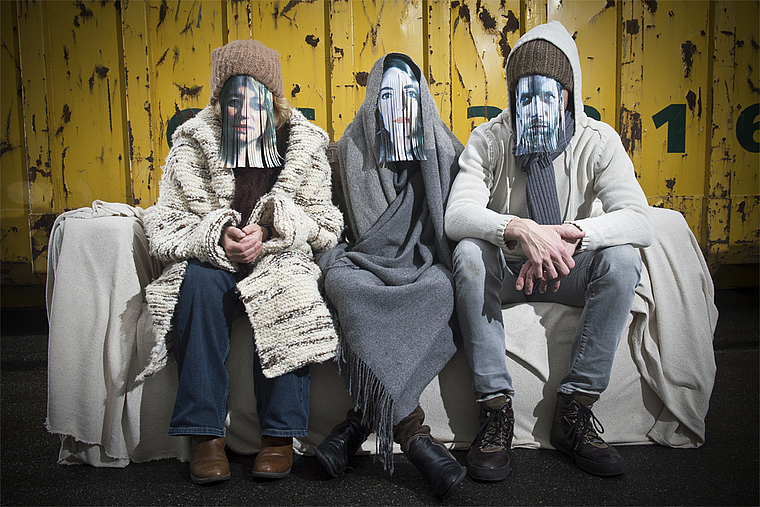 Wenn die Fremde zur Heimat werden muss: Fluchtgeschichten von Migranten im Neuen Theater am Bahnhof. Foto: Janick Zebrowski