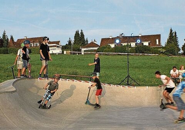 Scooter-Night: Ein  Projekt der Jugendarbeit Solothurnisches Leimental. Foto: Jürg Jeanloz
