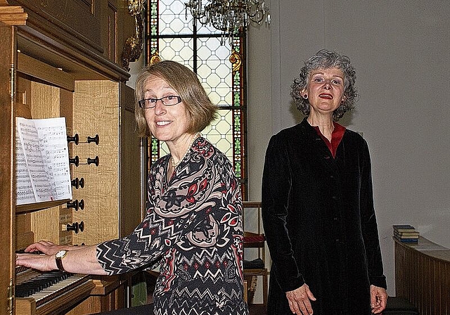 Überzeugendes Konzertduo: Organistin Judith Gander-Brem und Sängerin Barbara Schneebeli Cramm. Foto: Jürg Jeanloz