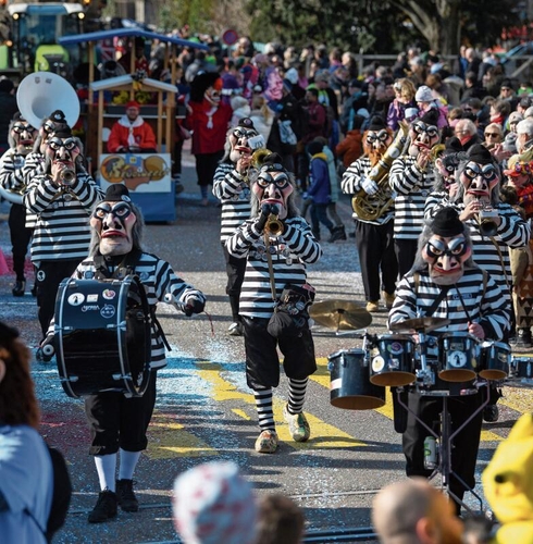 Stammgäste aus Pfeffingen: Die Pfluumä Pfupfer dürfen 
an der Aescher Fasnacht nicht fehlen.