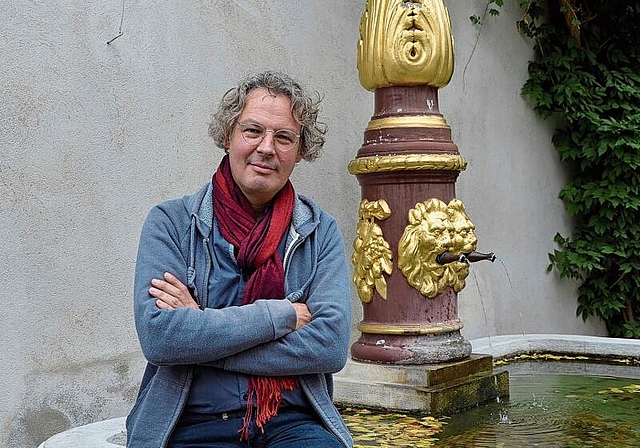 Dirigent, Sänger, Musikpädagoge: Sebastian Goll tritt am Wochenende mit dem Studienchor Leimental im Goetheanum auf. Foto: Jeannette Weingartner