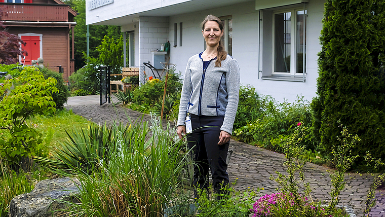 Auch in der Corona-Krise engagiert und umsichtig: Heimleiterin Ragna Wandl.  Foto: Thomas Brunnschweiler