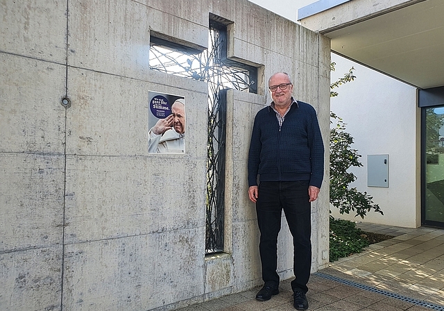 Papst Franziskus horcht: «Der Prozess ist eine bemerkenswerte, gute Sache», meint Alois Schuler vom Seelsorgeverband Angenstein. Foto: Fabia Maieroni