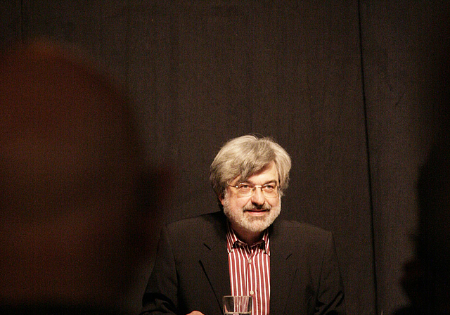 Buchstabendompteur: Thomas Brunnschweiler am letzten Freitag im NTaB.  Foto: L. Hausendorf