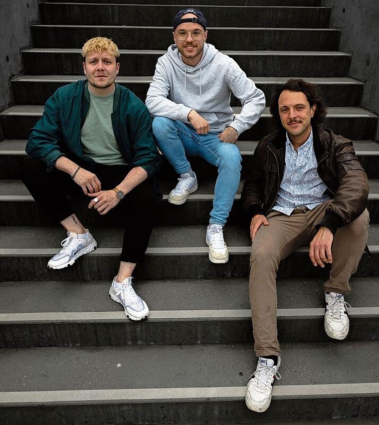 Beschäftigen sich ausführlich mit baseldeutschem Rap: Die Autoren von «Lebändigi Gschicht» (v.l.) Maximilian Karl Fankhauser, Manuel Guntern und Luca Thoma. Foto: zVg