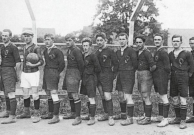 Meilenstein 1921: Die erste Mannschaft des FC Aesch. Foto: ZVG