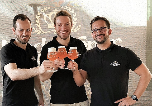 <em>Die drei Braumeister vom Bier aus dem Leimental: </em>(v.l.)Dominik Neff, Raphael Stöckli und Luca Siciliano. Foto: zvg