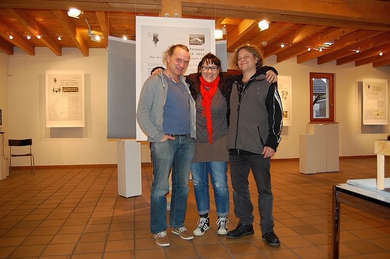 Erinnern sich an gemeinsame bewegte Zeiten: Thomas Nichele (links), Brigitte Liechti und Dave Scherer gehörten zu den Wegbereitern des Palais noir.  Foto: Axel Mannigel.