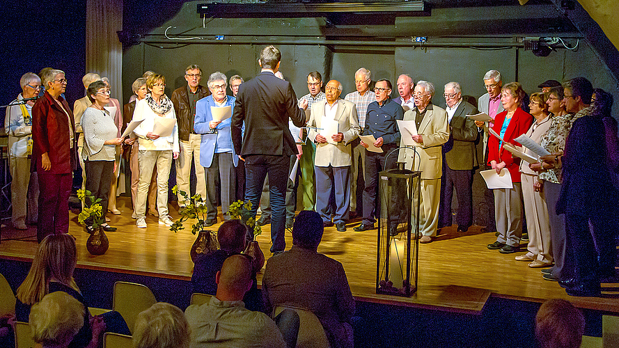 Kultur- und Sozialpreis I: Der Cäcilienchor gab ein Beispiel seines Könnens.
