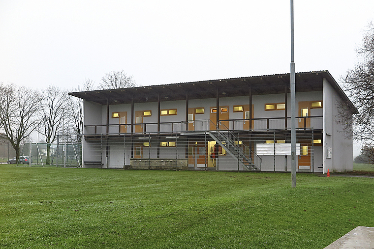 Genügt den Ansprüchen nicht mehr: Das Garderobenhaus des FC Aesch.  Edmondo Savoldelli