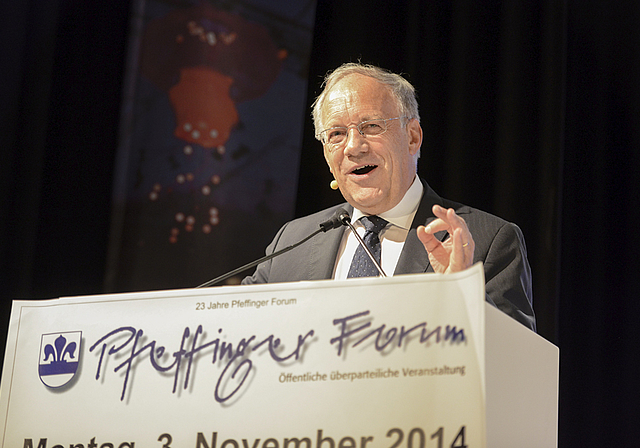 Erneut ein Bundesrat zu Gast: Wirtschaftsminister Johann Schneider-Ammann referierte am Pfeffinger Forum.  Foto: AZ Medien