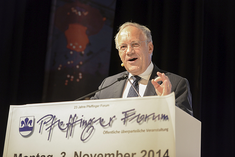 Erneut ein Bundesrat zu Gast: Wirtschaftsminister Johann Schneider-Ammann referierte am Pfeffinger Forum.  Foto: AZ Medien