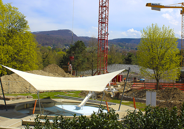 Baustelle Gartenbad: Noch deutet wenig darauf hin, dass hier in wenigen Wochen gebadet wird.  Fotos: Caspar Reimer