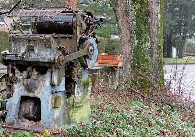 Vom Gebrauchsgegenstand zum Objet trouvé: Die Drucktiegelpresse von J. F. Gietz &amp; Co.muss bis zum 21.Februar einen neuen Besitzer gefunden haben – sonst wird sie verschrottet. Foto: Thomas Brunnschweiler