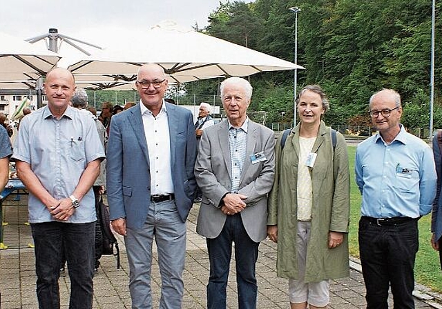 Verantwortlich für die Europäischen Tage des Denkmals in Liesberg: v.l. Philippe Allemann, Ortsbildpfleger, Markus Wackernagel, Gemeindepräsident Liesberg, Isaac Reber, Regierungsrat Basel-Landschaft, Giuseppe Gerster, Architekt, Brigitte Frei-Hei