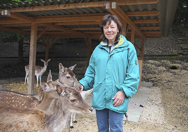 Am Sonntag ist Tierparkfest: Beste Gelegenheit für Präsidentin Therese Stalder, um Werbung für die Institution zu machen.
