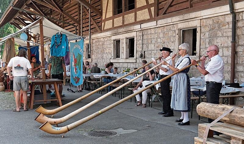 Traditionelle Bläser: Mit Alphörnern wurde am Sonntag für die musikalische Unterhaltung gesorgt.