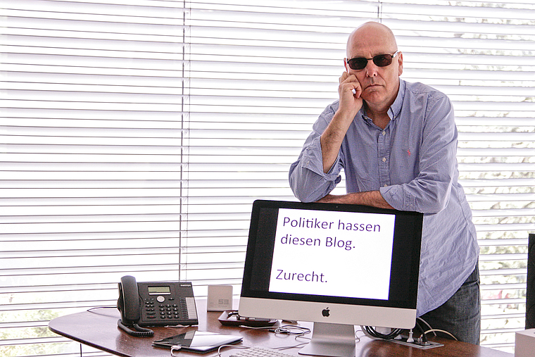 Selbstbewusst: Der Blogger Manfred Messmer arbeitet an seinem Image.  Foto: Lukas Hausendorf