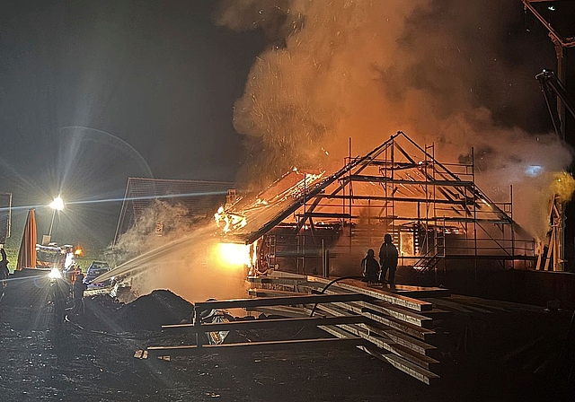 Verheerend: Das Wohnhaus der Familie Odermatt ist vollständig abgebrannt. Foto: Polizei Basel-Landschaft