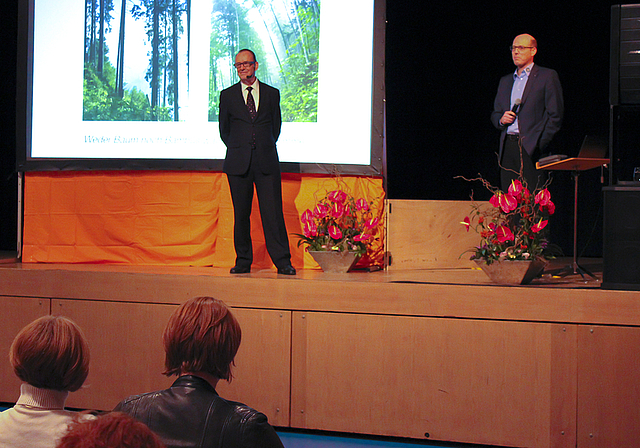 Kennt den Fernen Osten: Hans Jakob Roth lebte jahrelang in China.  Foto: Caspar Reimer