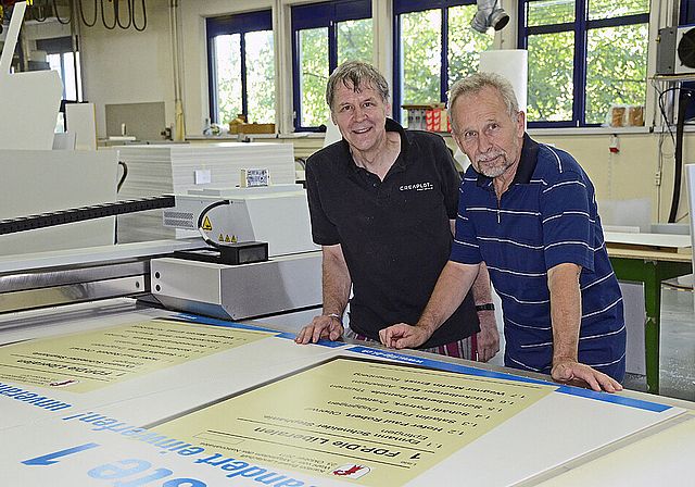 Wahlhelfer für alle Parteien: Die Gründer von Creaplot, Markus Bader (l.) und Marco Della Giacoma. Foto: Heiner Leuthardt