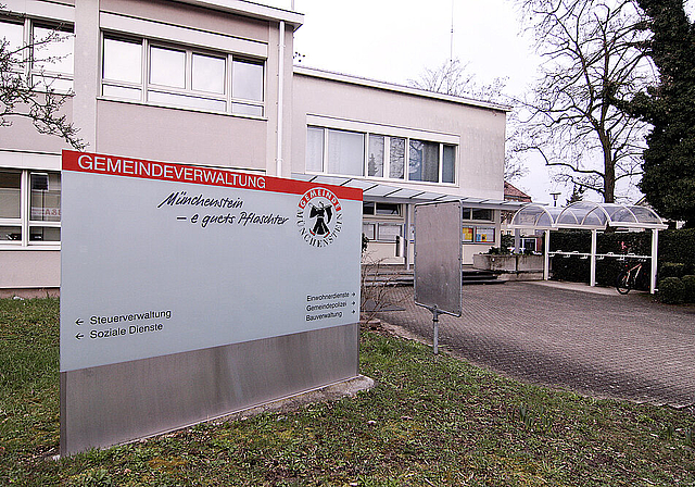 Hat bald ausgedient: Das Verwaltungsgebäude vermag den Ansprüchen einer modernen Gemeinde nicht mehr zu genügen.  Foto: Lukas Hausendorf