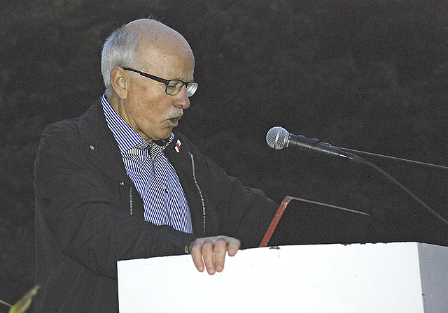 Betonte die Notwendigkeit der Mitwirkung der Schweiz: Urs Hintermann bei seiner Rede.  Foto: Thomas Brunnschweiler