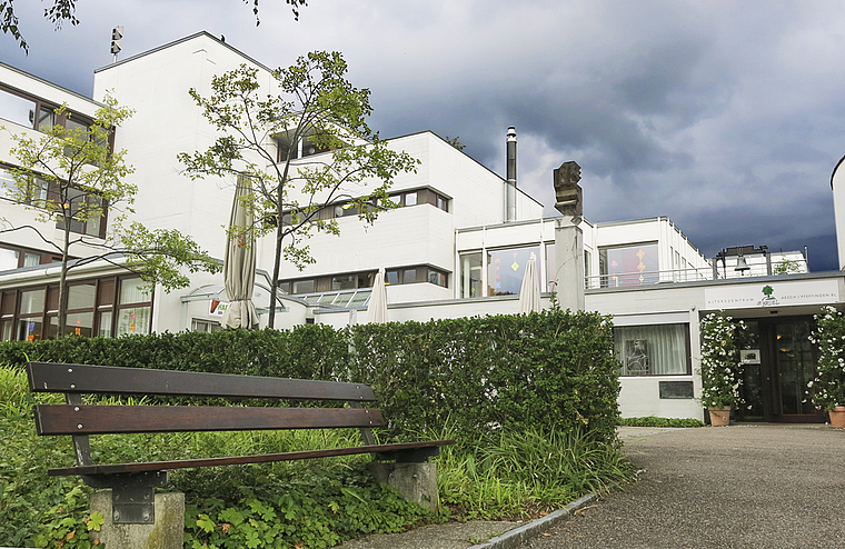 Dunkle Wolken über dem Brüel: Stiftungsrat und Heimleitung müssen sich mit interner und externer Kritik auseinandersetzen.  Foto: Edmondo Savoldelli