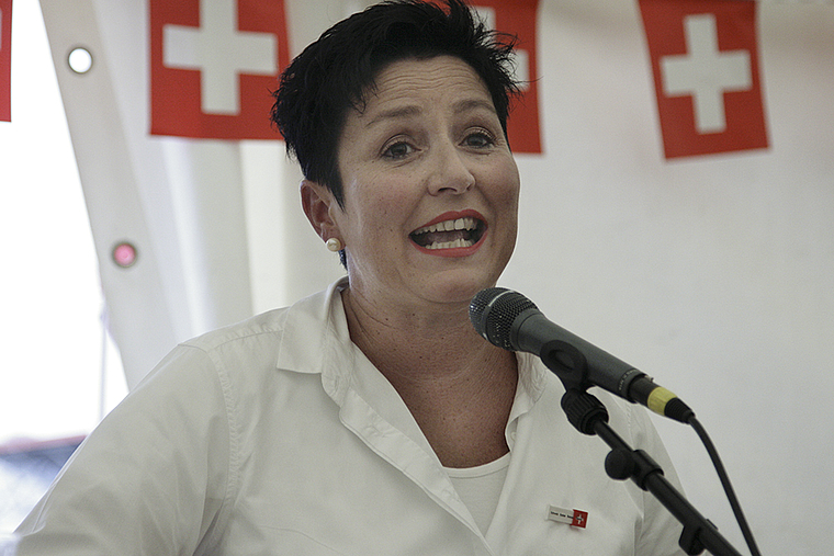 Engagierte Rede: FDP-Nationalrätin Daniela Schneeberger profilierte sich an der Münchensteiner Bundesfeier als Hardlinerin in der Ausländer- und Asylpolitik.  Foto: Lukas Hausendorf