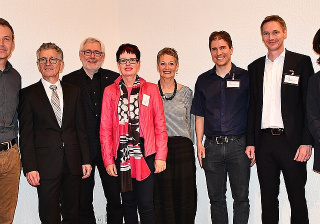 <em>Referent: </em>Philippe Ammann von ProSpecieRara (l.) mit Vorstandsmitgliedern des Hauseigentümerverbandes Dorneck-Thierstein.Foto: bea Asper