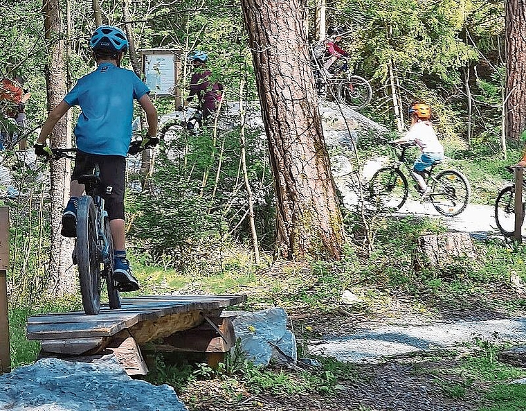 Vorbild: Das erste Mountainbike-Trailnet der Schweiz im bündnerischen Thusis. Foto: zvg