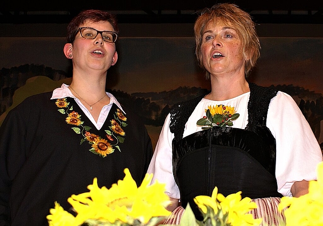 <em>Wundervolles Duett: </em>(v.l.) Nadia Stebler und Brigitte Borer. Foto: Jürg Jeanloz