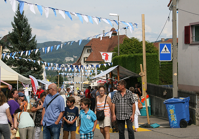 Mitten im Getümmel: Dicht an dicht drängten sich die Besucher zweitweise in der Pfeffinger Festmeile.  Fotos: Thomas Immoos