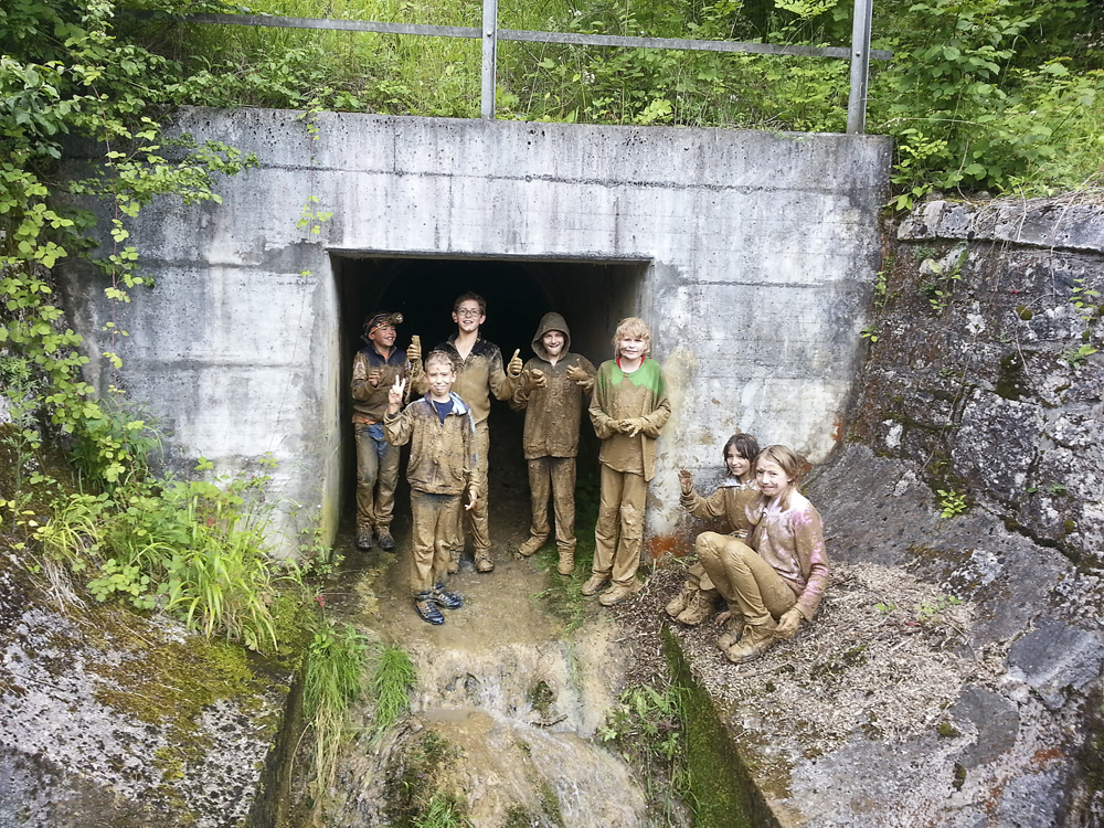 wurde eine verborgene Aescher Höhle … was sichtbar seine Spuren hinterliess. Fotos: Bea Asper