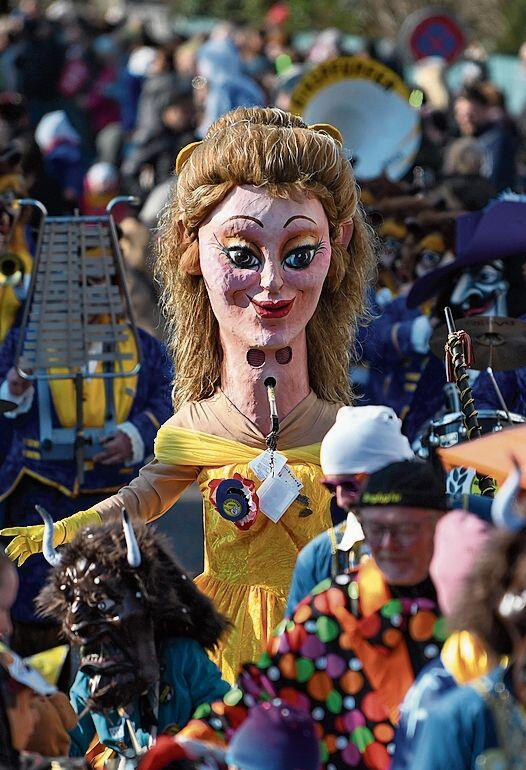 Die Fasnacht kämpft mit dem Fachkräftemangel - Aesch/Pfeffingen ...